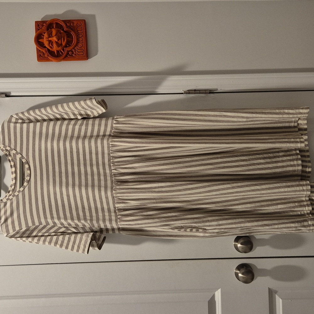 Striped GUDRUN SJODEN  Dress in Cream and Gray